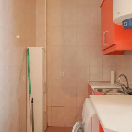Image 8 - Granel Madrid, Calle de Embajadores, 12, 28012 Madrid, Spain - Apartment for rent