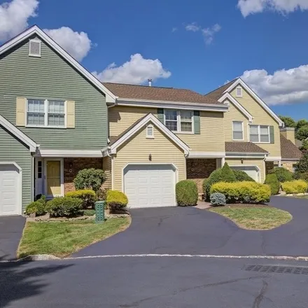 Image 2 - 9 Independence Court, Montville Township, NJ 07045, USA - Townhouse for sale