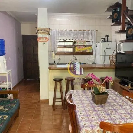 Rent this 2 bed house on Avenida Antônio de Lucca in Massaguaçú, Caraguatatuba - SP