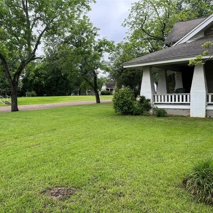 Image 3 - 184 South Ponsard Street, Troup, Smith County, TX 75789, USA - House for sale