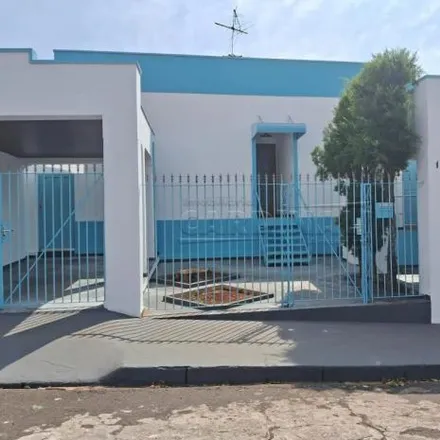 Rent this 3 bed house on Avenida Mario Y. Barra de Almeida in Vila Melhado, Araraquara - SP