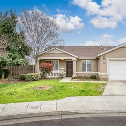 Buy this 3 bed house on Hanover Avenue in Fresno, CA 93705