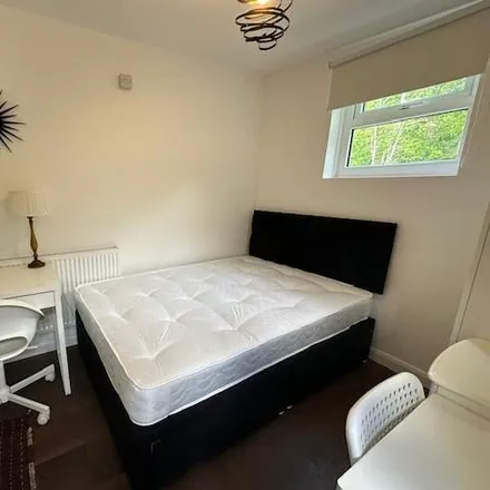 Rent this studio apartment on 90 Old Gloucester Road in Bristol, BS16 1QH
