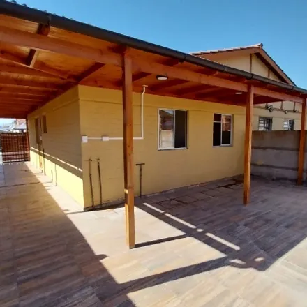 Rent this 3 bed house on Cardenal Antonio Samoré in 972 0028 Provincia de Talagante, Chile