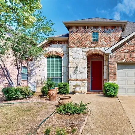 Buy this 4 bed house on 1141 Golf Club Drive in Lantana, Denton County