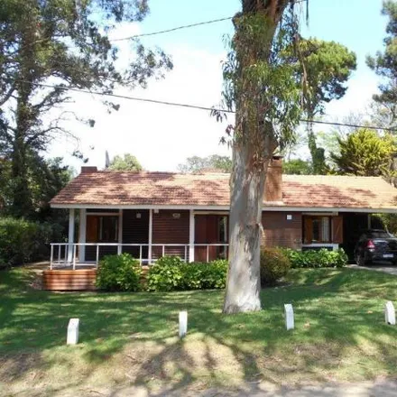 Rent this 4 bed house on Del Sauce in Partido de Pinamar, 7167 Pinamar