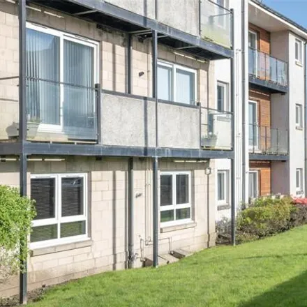 Buy this 1 bed apartment on Stance Place in Stenhousemuir, FK5 4FA