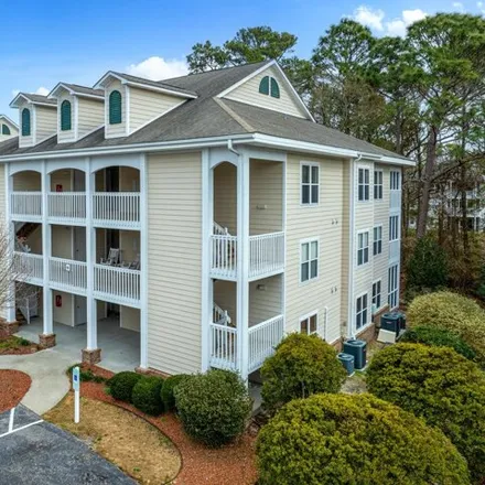 Buy this 2 bed condo on 3316 Club Villas Drive in St. James, NC 28461