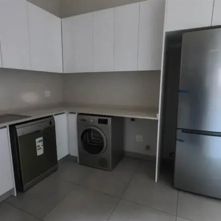 Rent this 2 bed apartment on 50 York Road in Johannesburg Ward 118, Johannesburg