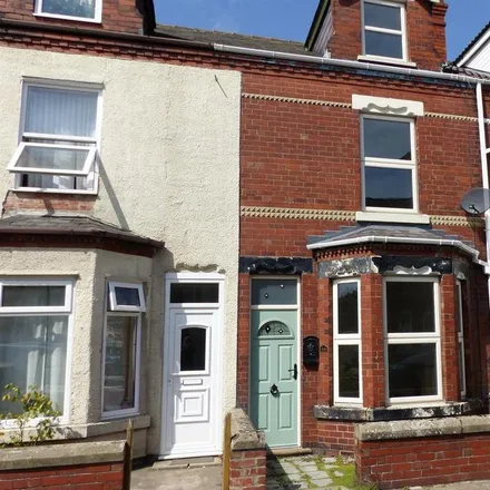 Rent this 4 bed townhouse on Marshfield Avenue in Old Goole, DN14 5JJ