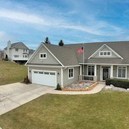 Buy this 4 bed house on 553 Stone Ridge Drive in Lake Geneva, WI 53585