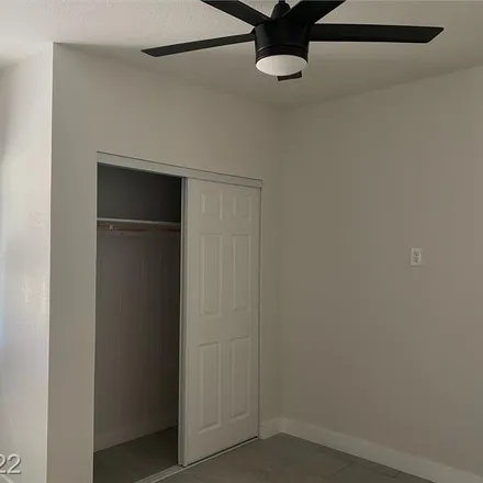 Image 9 - 2305 Pardee Place, Las Vegas, NV 89104, USA - Duplex for rent