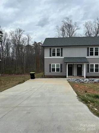 Rent this 3 bed house on 686 Kirk Street in China Grove, Rowan County