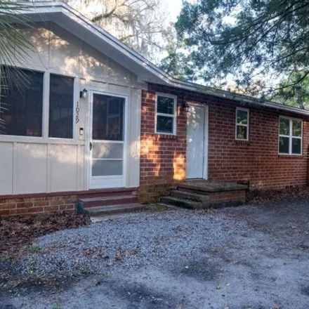 Buy this 2 bed house on 1069 Northeast 8th Avenue in Gainesville, FL 32601