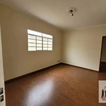 Buy this 2 bed house on Rua Leonel Justiniano de Bem in Região Urbana Homogênea XII, Poços de Caldas - MG