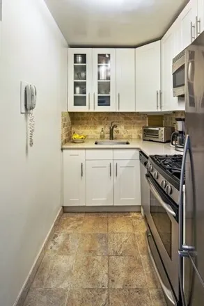 Image 4 - 5 West 15th Street, New York, NY 10011, USA - Apartment for sale
