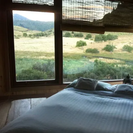 Rent this 2 bed house on Neuquén in Las Rosas, 8370 San Martín de los Andes