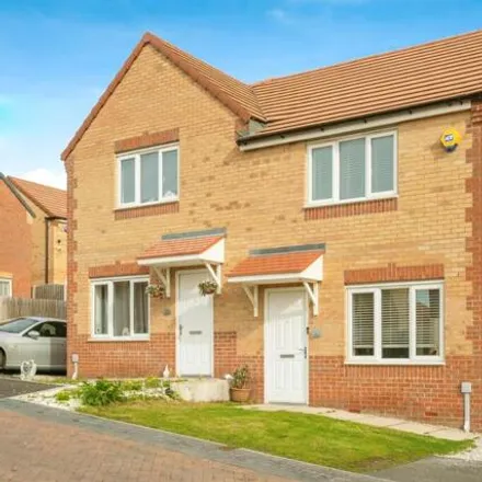Buy this 2 bed duplex on unnamed road in Swinton, S64 5WH