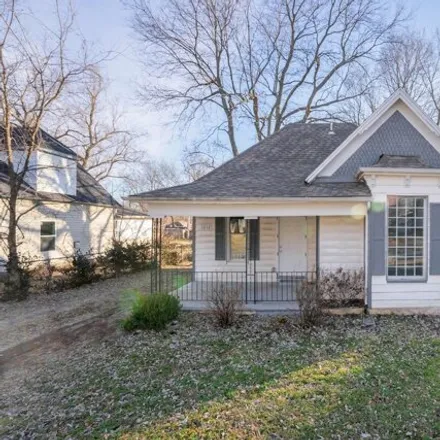 Image 1 - 1242 West Webster Street, Springfield, MO 65802, USA - House for sale