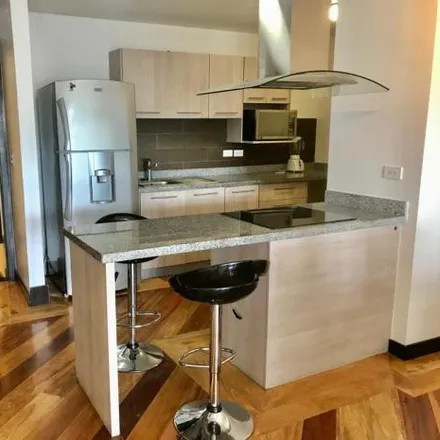 Rent this 2 bed apartment on Martinizing in Avenida Portugal, 170135