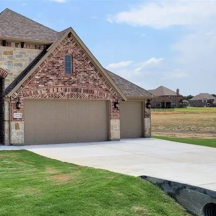 Buy this 4 bed house on 1401 Cornelia Street in Greenville, TX 75401