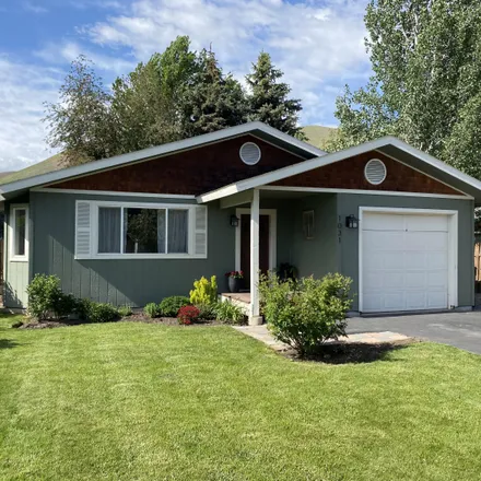 Buy this 3 bed house on 1031 Cherry Hill Drive in Hailey, ID 83333