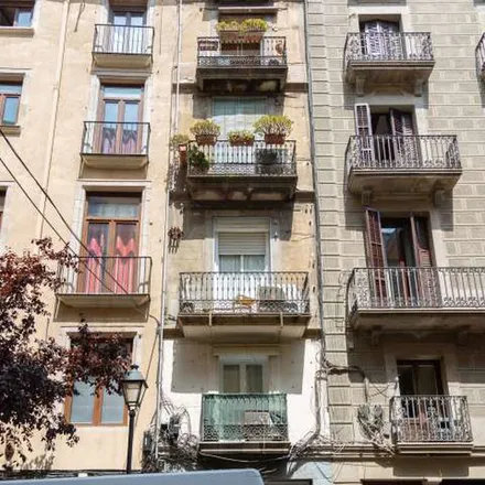 Image 4 - Passatge d'Amadeu Bagués, 08002 Barcelona, Spain - Apartment for rent