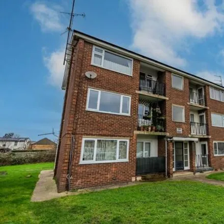 Buy this 2 bed apartment on Lee Court in Pembroke Court, Milton