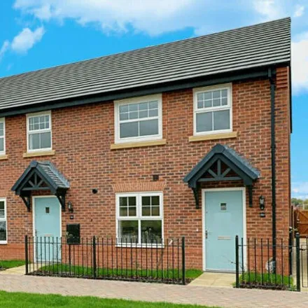 Buy this 2 bed house on Giffords Walk in Stratford-upon-Avon, CV37 9LN