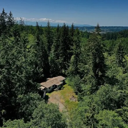 Buy this studio apartment on Pioneer Park Place in Island County, WA 98260