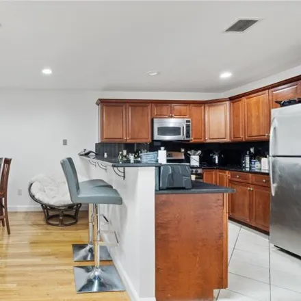 Image 5 - 377 1st Street, Jersey City, NJ 07302, USA - House for rent