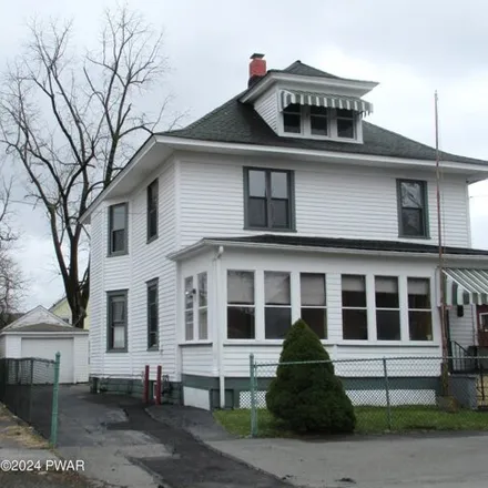 Image 1 - 234 Avenue I, Matamoras, Pike County, PA 18336, USA - House for sale