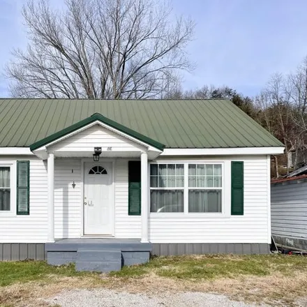 Buy this 4 bed house on 917 Piedmont Street in Morehead, KY 40351