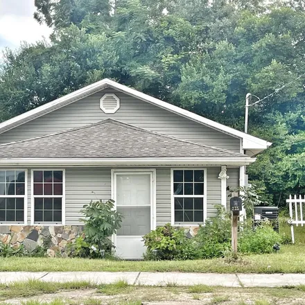 Buy this 3 bed house on 227 Live Oak Avenue West in DeFuniak Springs, Walton County