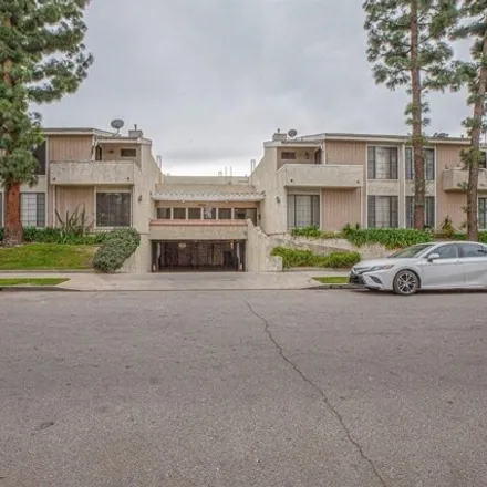 Buy this 2 bed townhouse on 6538 Gilmore Street in Los Angeles, CA 91606