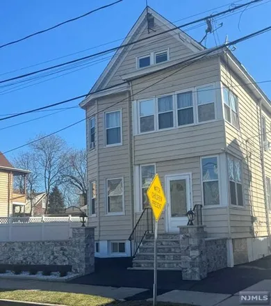 Rent this 3 bed house on 14 North 10th Street in Paterson, NJ 07522