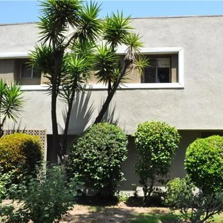 Rent this 1 bed condo on Euclid House in South Euclid Avenue, Pasadena