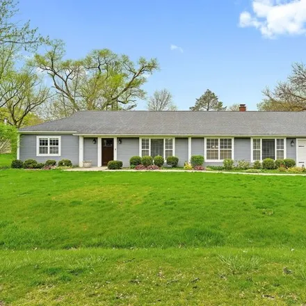 Buy this 3 bed house on 5562 Laurel Avenue in Countryside, Lyons Township