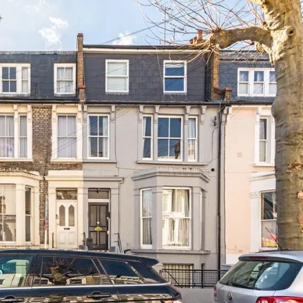 Rent this 3 bed apartment on 29 Barclay Road in London, SW6 5NH