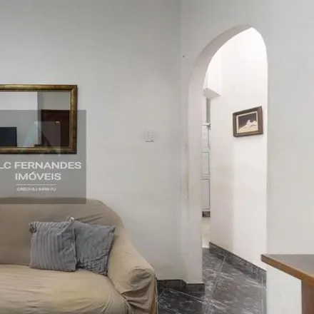 Buy this 2 bed apartment on Rua Capistrano de Abreu 227 in Botafogo, Rio de Janeiro - RJ