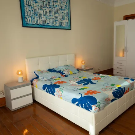 Rent this 5 bed room on enopoint in Rua Rodrigo da Fonseca, 1070-241 Lisbon