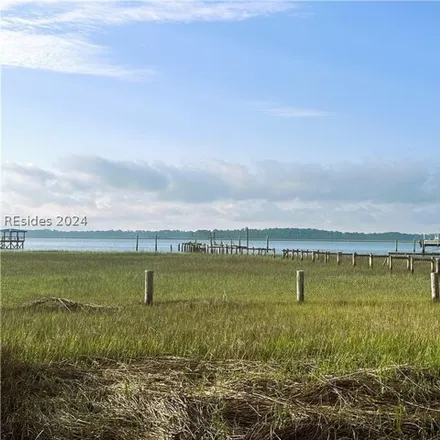Image 1 - 25 Ulmer Drive, Brighton Beach, Beaufort County, SC 29910, USA - House for sale