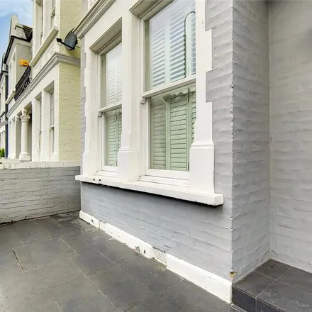 Rent this 4 bed townhouse on Gowan Avenue in London, SW6 6RQ
