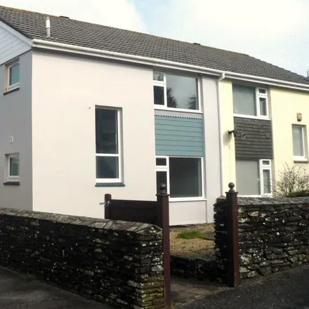 Rent this 3 bed duplex on Raymond Road in Redruth, TR15 2HF