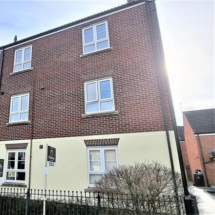Rent this 2 bed apartment on 6 Kingfisher Avenue in Gillingham, SP8 4GW