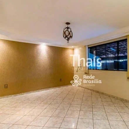 Image 1 - QE 28 Conjunto H, Guará - Federal District, 71070-640, Brazil - House for sale