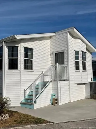Buy this studio apartment on South Bluefish in Waveland, Saint Lucie County