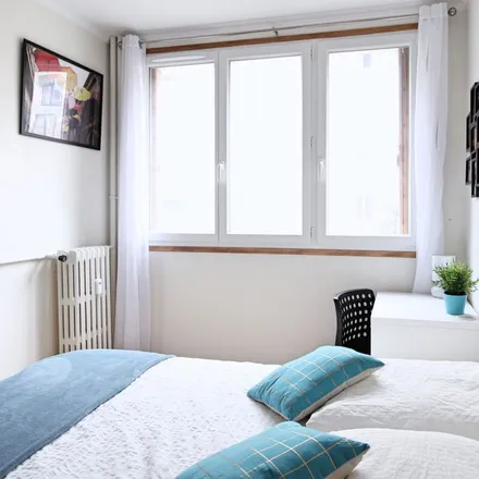 Rent this 1 bed apartment on 102 Rue de Lagny in 75020 Paris, France