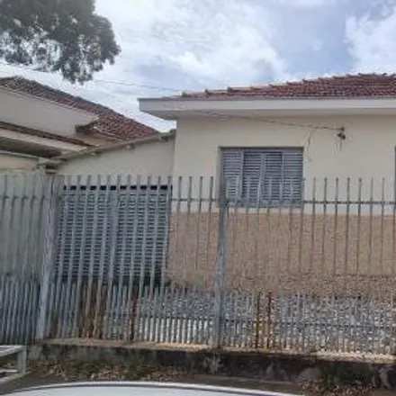 Buy this 4 bed house on Rua Doutor Presciliano Pinto in Vila Nossa Senhora da Paz, São José do Rio Preto - SP