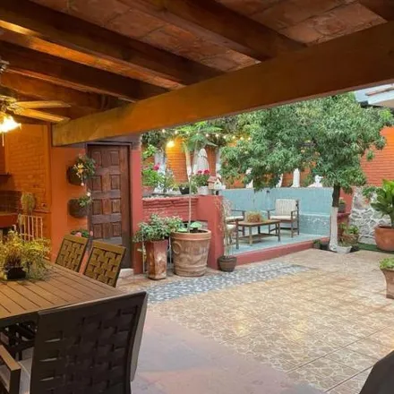 Buy this 3 bed house on Privada Arboledas in Delegación Epigmenio González, 76140 Querétaro